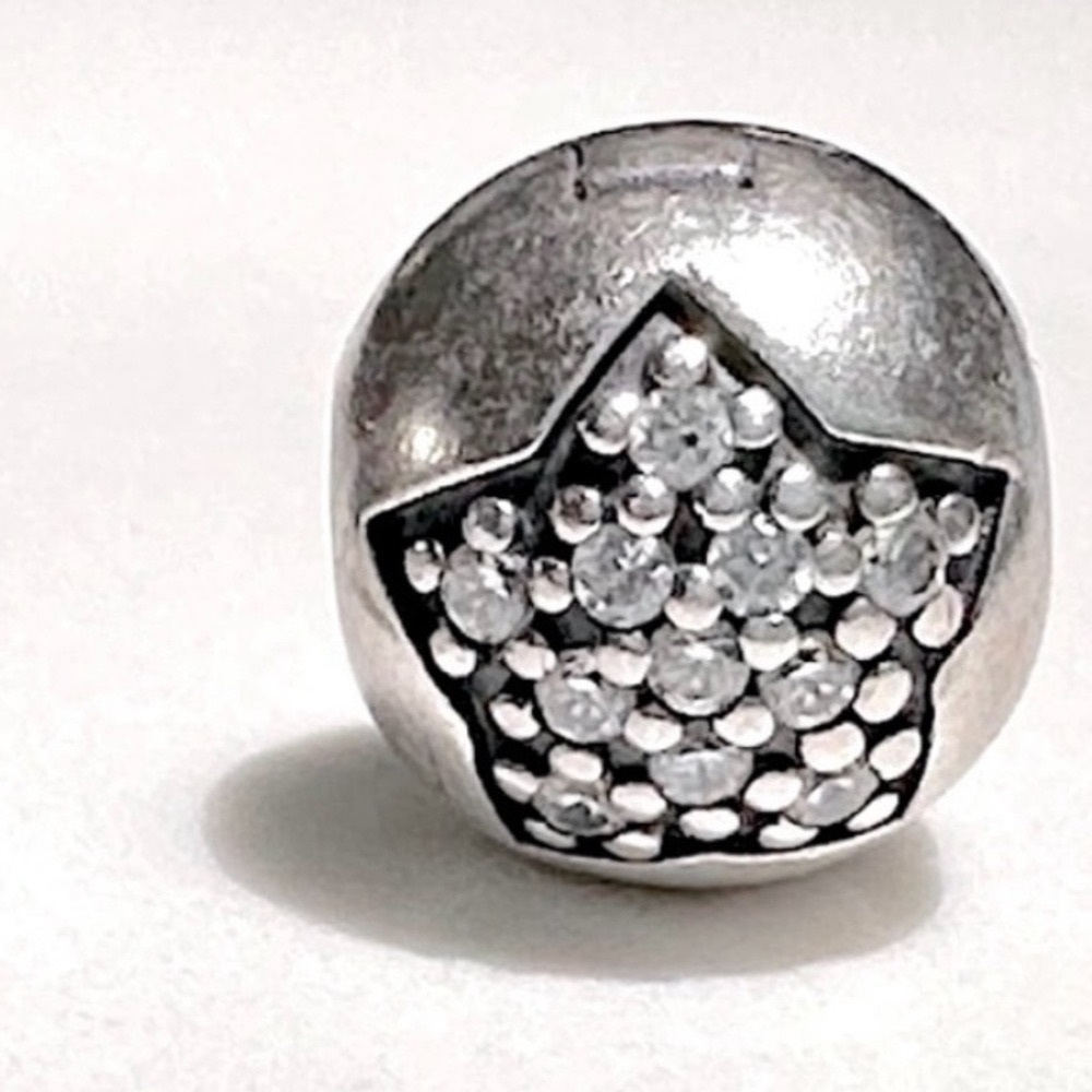Pandora (Retired) You’re A Star Sterling Silver & CZ clip #791056CZ